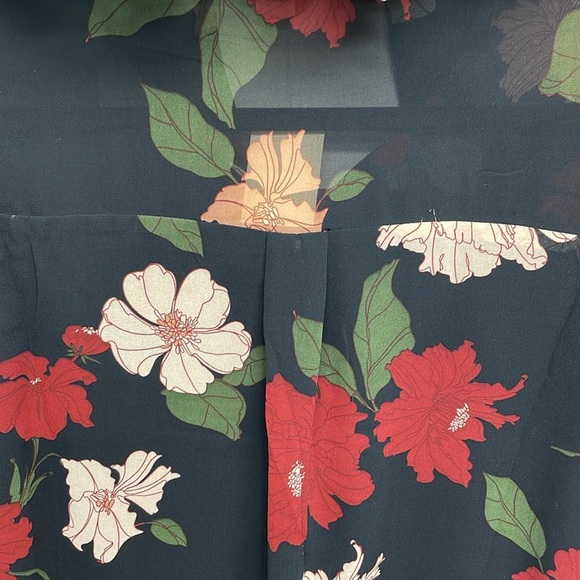 NWT Monteau Los Angeles Black Floral Long Sleeve Blouse XL - Picture 4 of 16